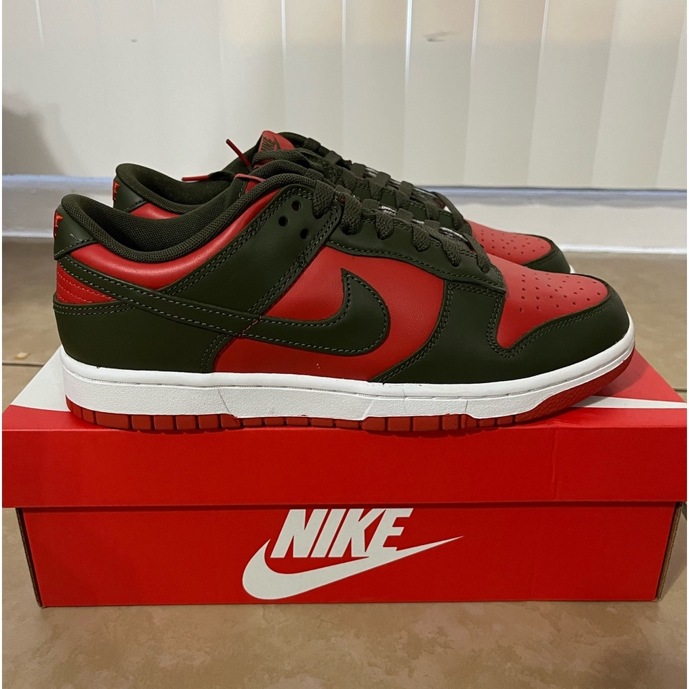 Nike dunk low Freddy Krueger Colorway
